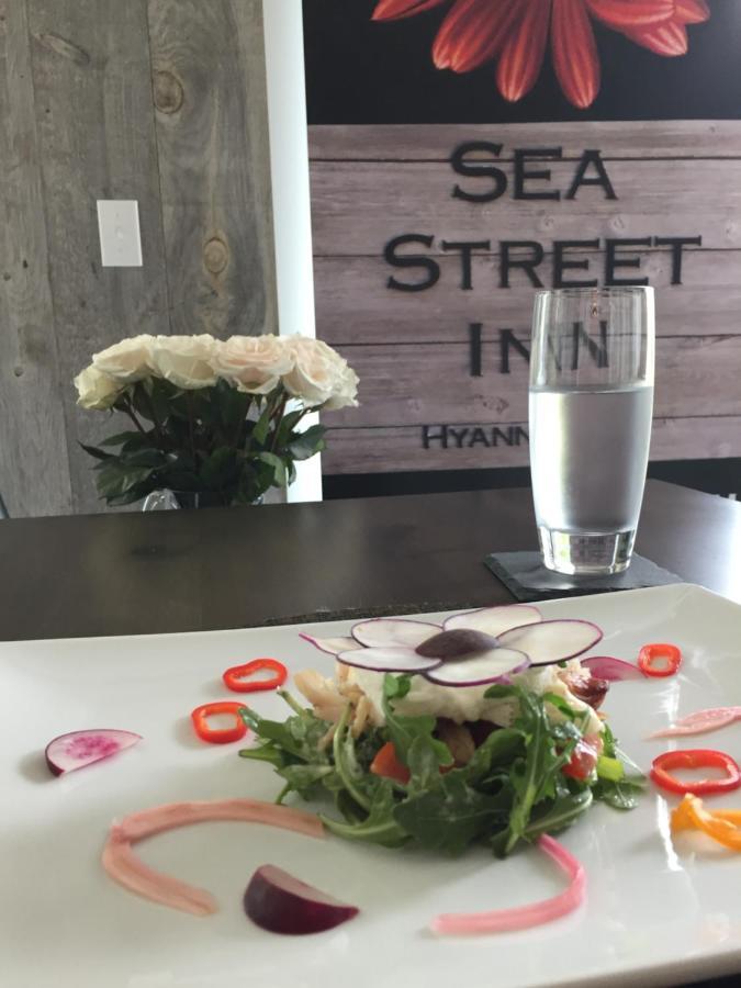 Sea Street Inn Hyannis Port Zewnętrze zdjęcie